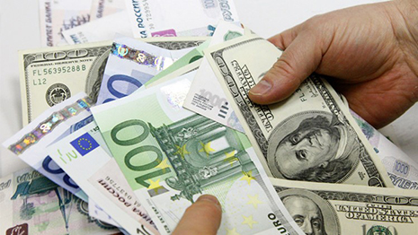 US dollar and Russian ruble rise, euro falls in Azerbaijan